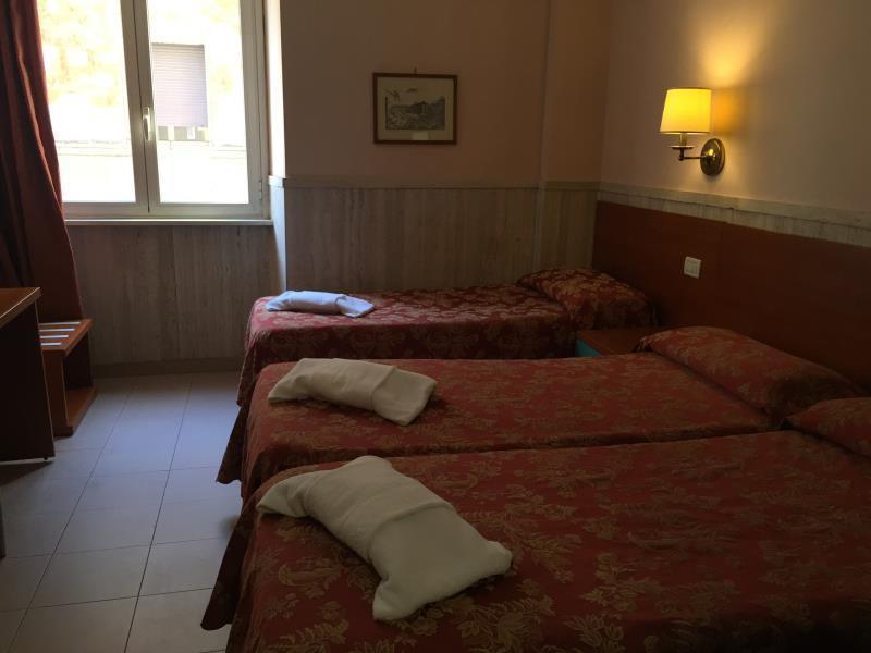 112090FD32FD180CC1BB8A672394FAB4