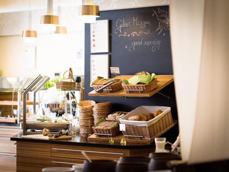 A9B2A8EFC744F70DC303B8E7BFE887AB