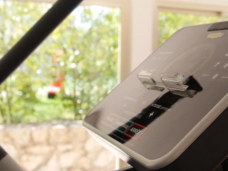 8F2451C5E072D8E3DADE89B59EB7F2FF