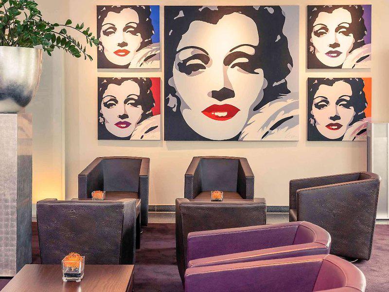 B984CF2CB4384E7345F9EFE725AED093