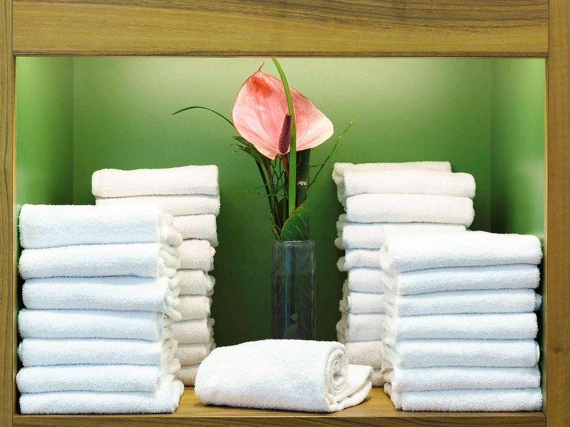 77841519489E8AB5733894D9A51C8E3B