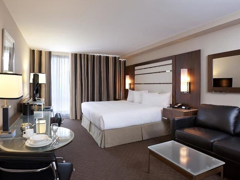 62FDDA25FBE988744AA841D67AAEE509