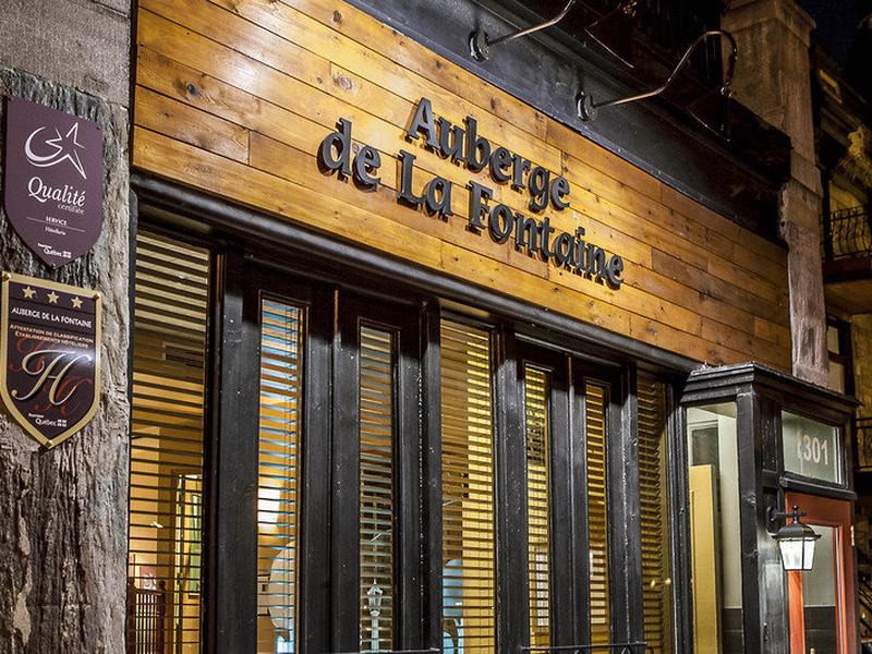 72DCDF5FF6D7382AA8D4F9D263222120