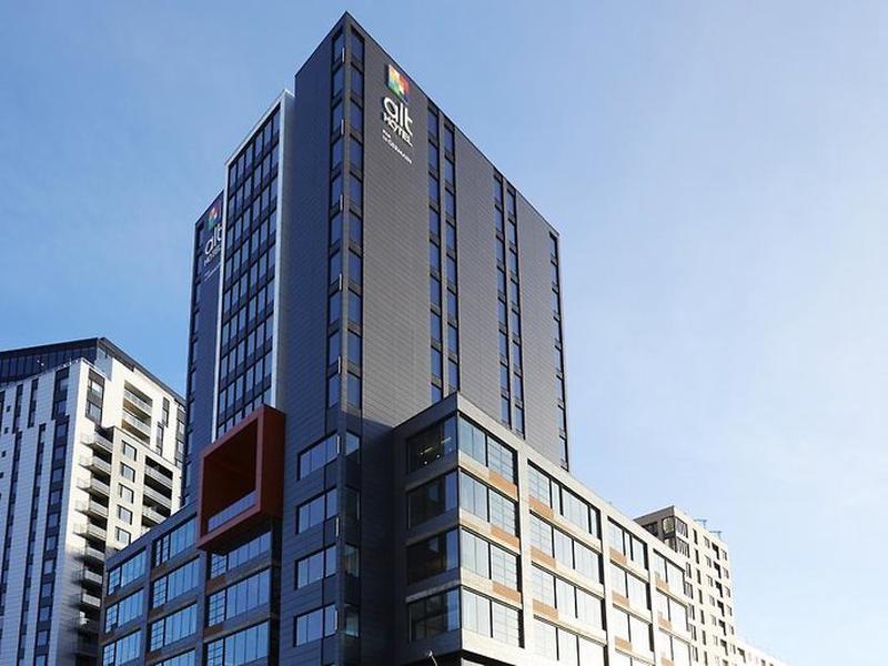 94F04FA29786F5BA9A852A9D165F2999