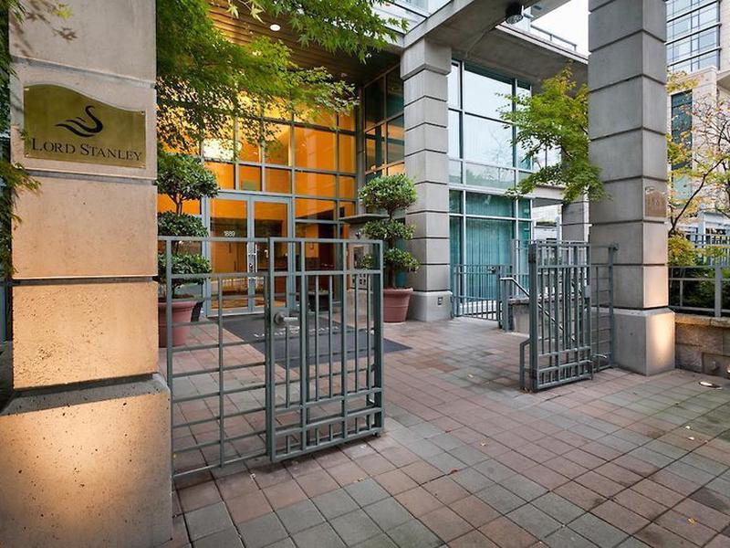 493258F21F4AFD4CEF90A9EDA0AA55AA