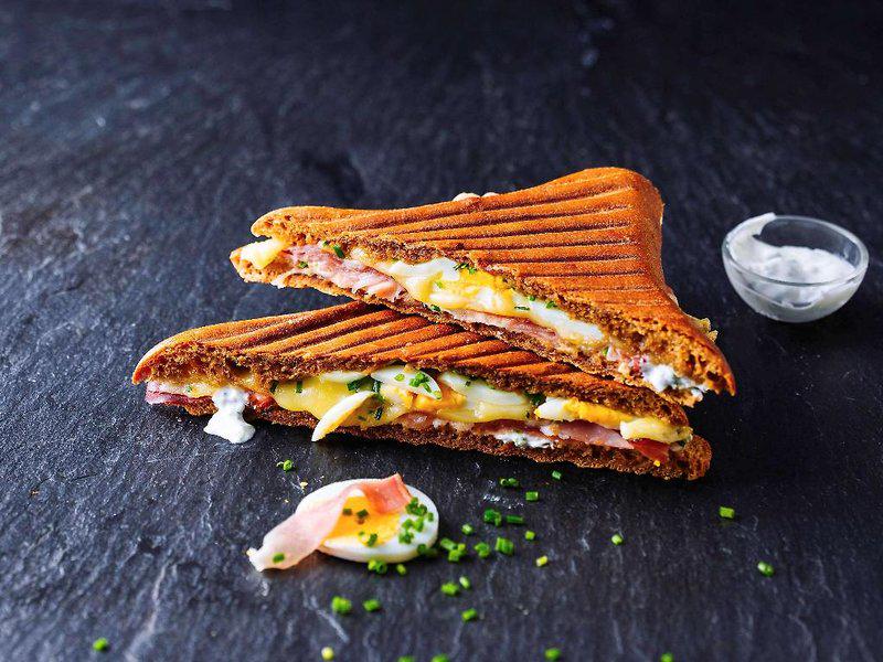 302E2A75A183F44CF193C9D49AE3475D