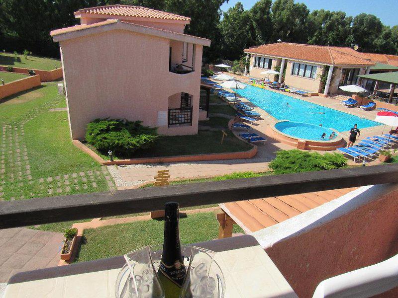 090BBB57D90357F93E9D0043C9E628AC