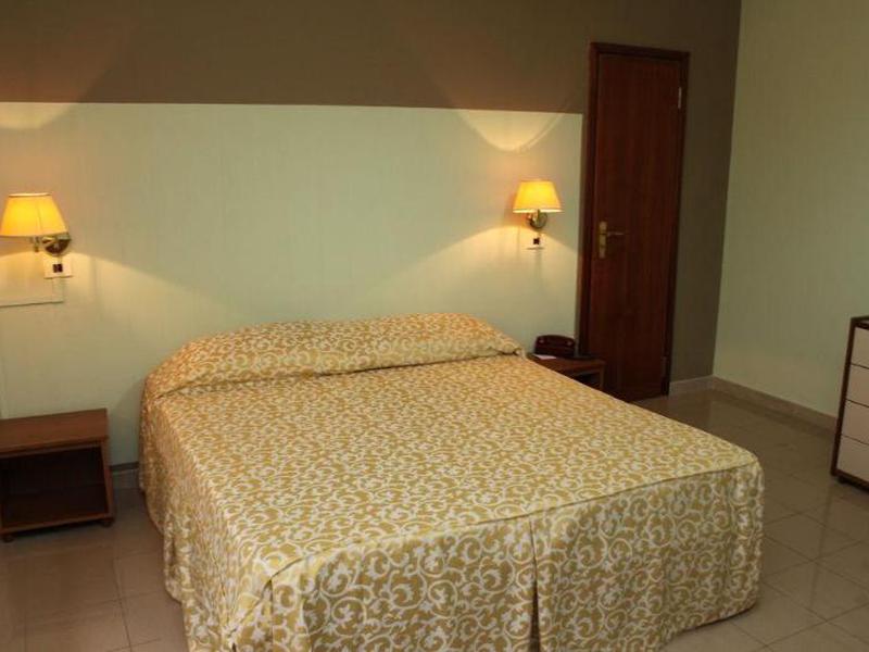 862CCDBD0C432DE0F36036CFC8DB75E0