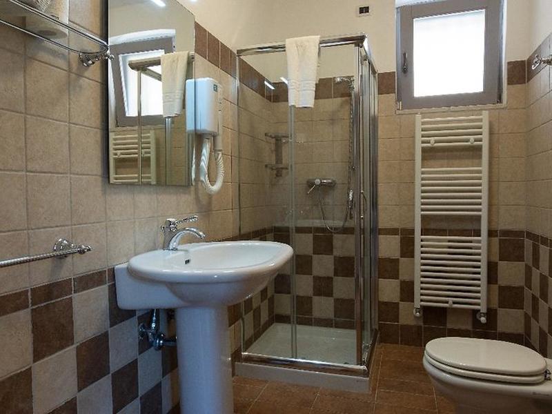 6F7221E2A8E86EB56BBF46A0B01CC9C6