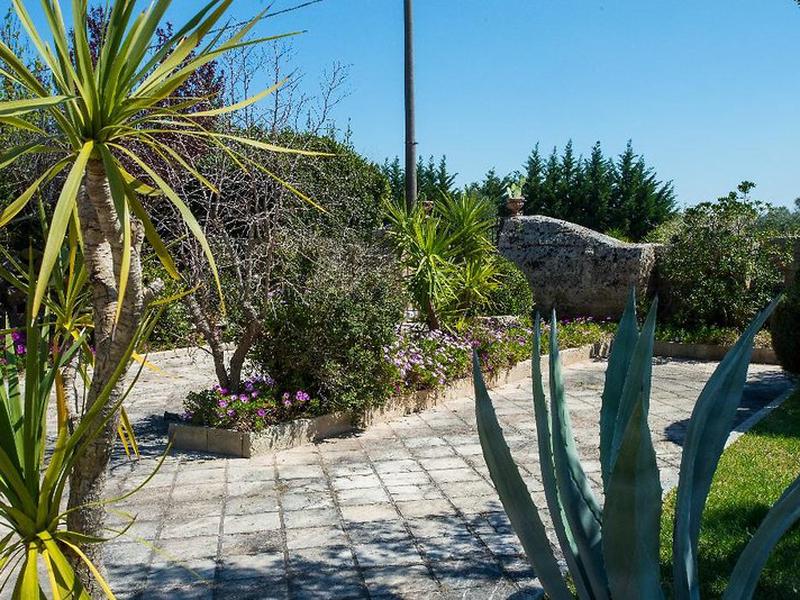 27DEDC42EDB56656827E7BF0A696CD01