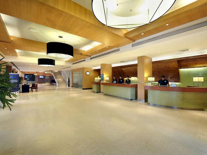 526F015E5FD9E68B8BCD5F382D1F2EAB