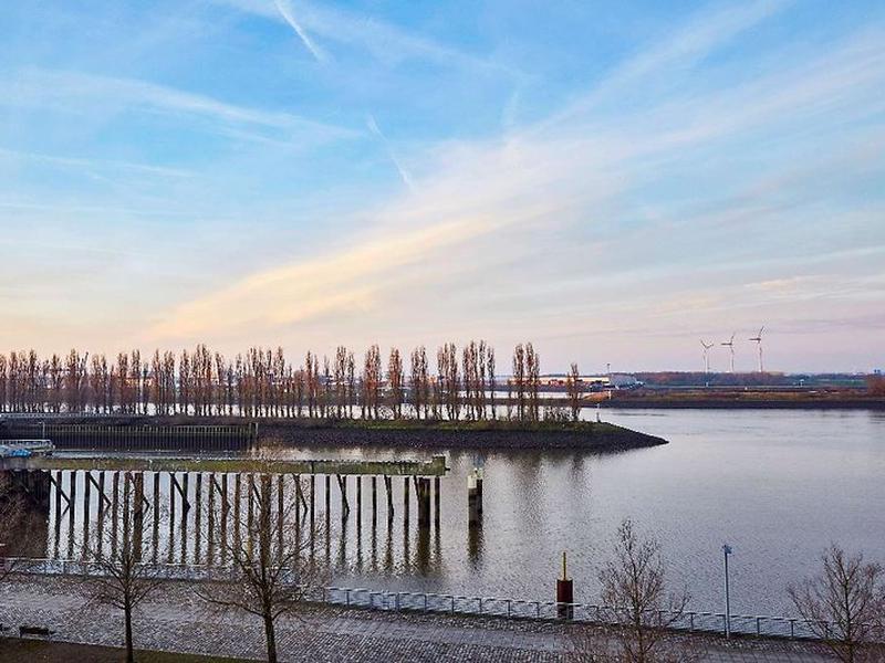 63C51FB173121369C271F649D5BC088C