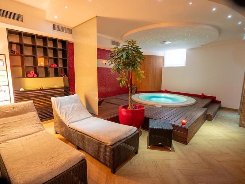 3BC80C47F97B5B9F020F84BB57421F8F