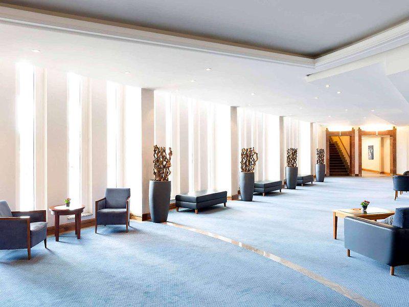 880348B896F22C1ED0FCBD110D2C412B