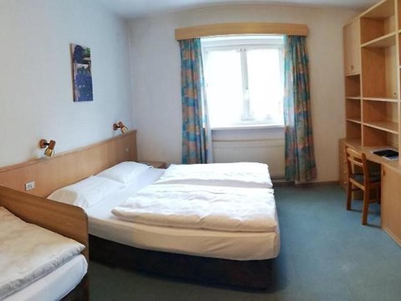 69B5E5844C7D2BB2DAA1A6C5ACD1597E