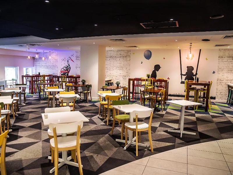 42E8C2AB058F0D6D6EC571796BB06A94