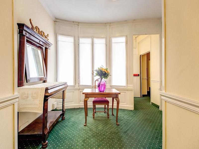 D13314121FE032249D64A1D0DD5EE98A