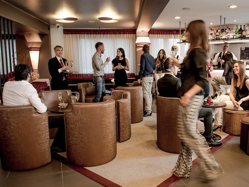 B94C28E05AD358AAB9776E02D28090E7