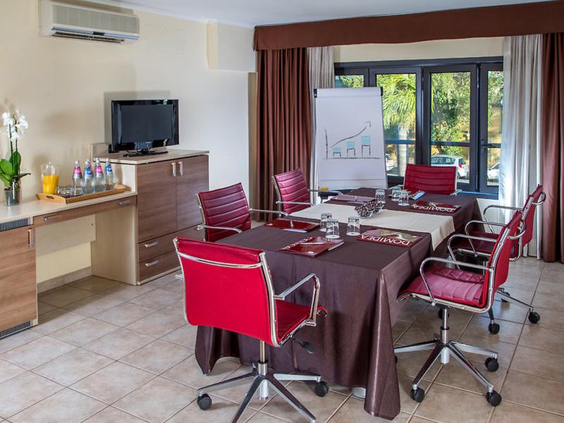 00B0BA2EABF072B68C10DD392625604A