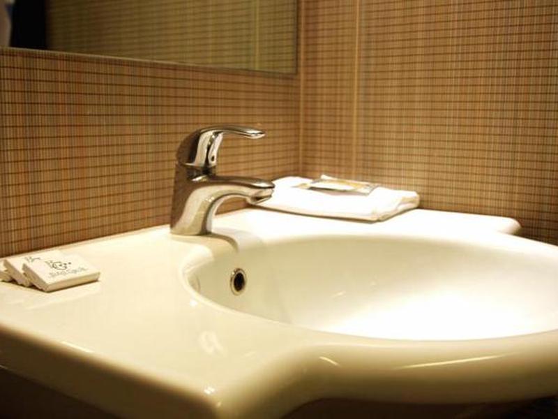 042E02A53A78E7342D0095CAEF9075AA