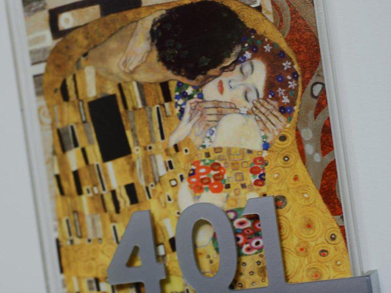 8F3F6C2463B9598D6B9FF7204AC0C057