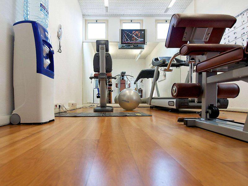 7F3FAED5A24163363B16D1A18B3D57DE