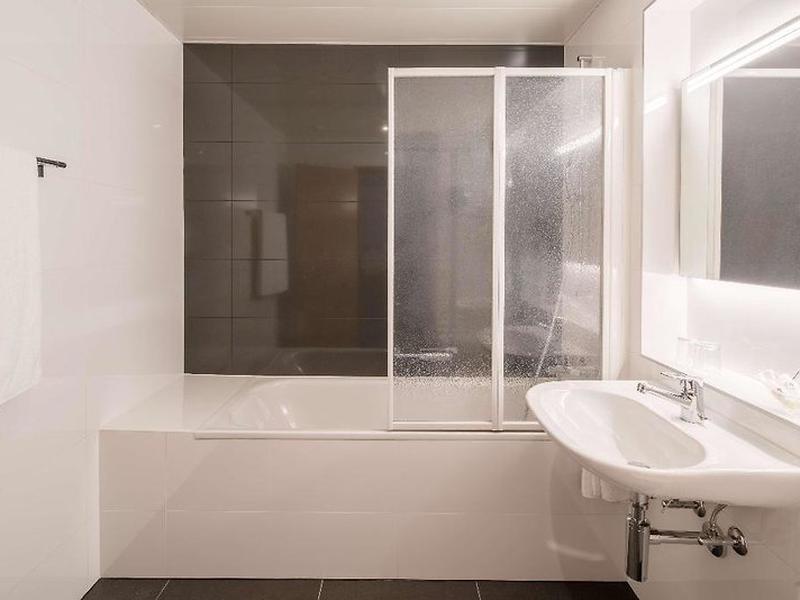 7B7B2077DBCBFB4F12091447B529C7A2