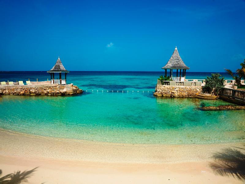 306C0CE656781411402F8086DECCD26A