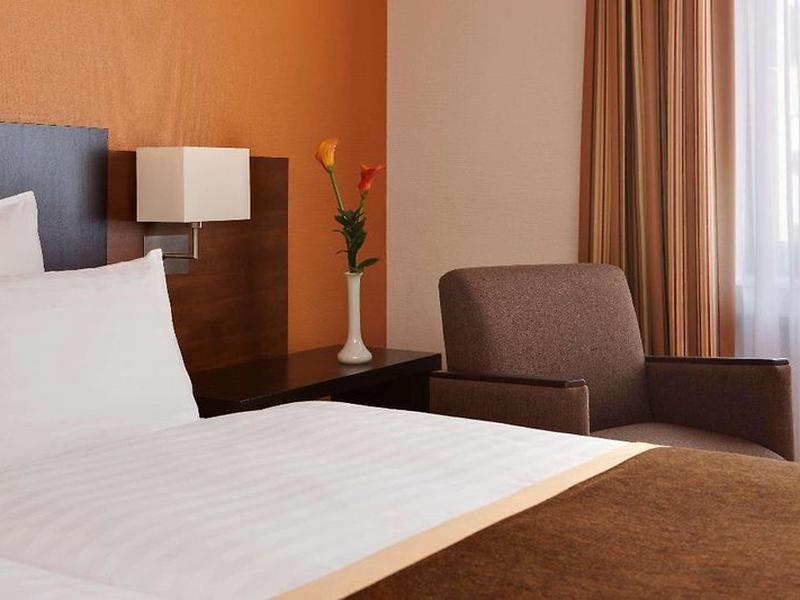 9F16381E470B7357E1815A71E80B501B