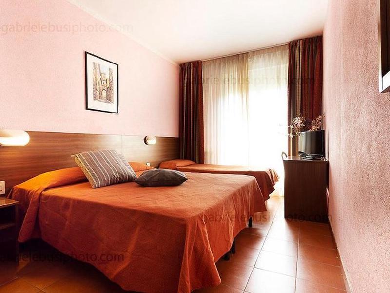 1683FBDED55C9B80BCF9B9BC2B9F248D