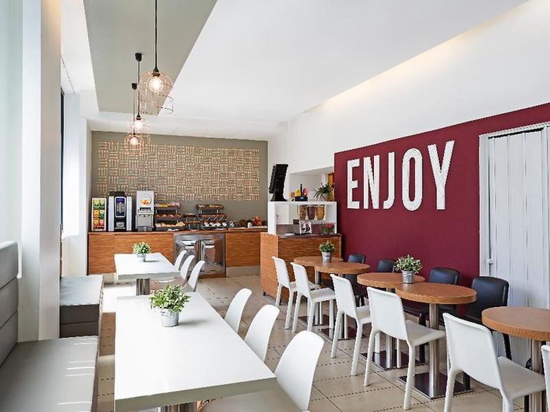 DEB01B62743B7867BB07884327058F32