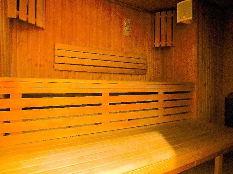 2EC4F971383E4581298ED8C38039D9A2