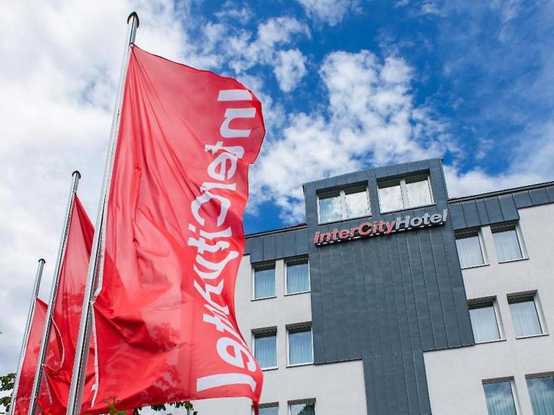 62FA656ABE25C6D4EC8E9332FFDAB41C