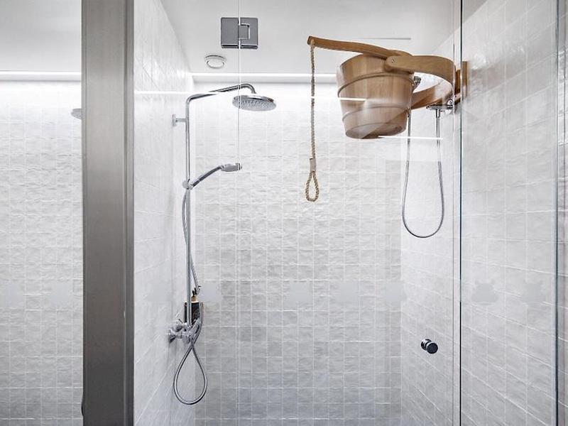 70699A3BC128D0AC75A1E493F38BB651