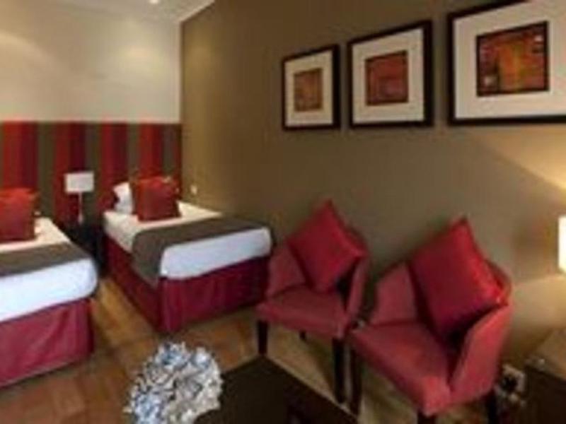 F9EA682EC30D4780A9D1581CC8A3AFD8