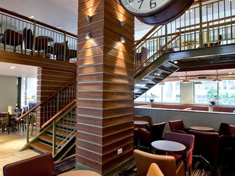 00C8510F9F3B5C2DA90A5760000EB5EA