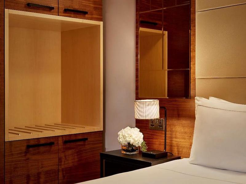 42C27CD35CC9635E9AE1414FC6FF9963