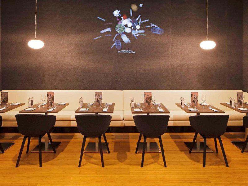 D718E3BE535AF5A17156C3C4E999FE5E