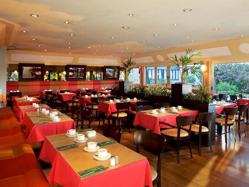 51B7984ECE4BF688E22DF2C54582525B