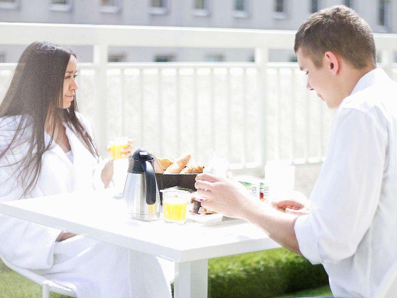 E4FC9D958963A988960FB2F9C5B2C555