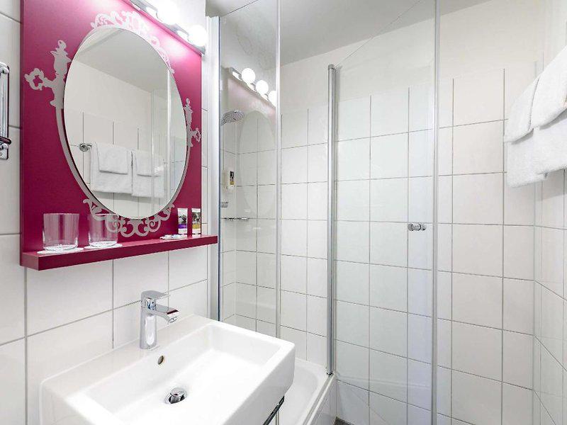 04C006B0741D7476A0299FE26E89EAA1