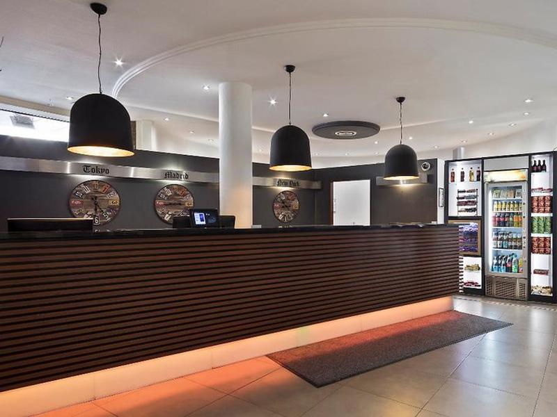 3F06BB2576017607D168AA1401BA5273