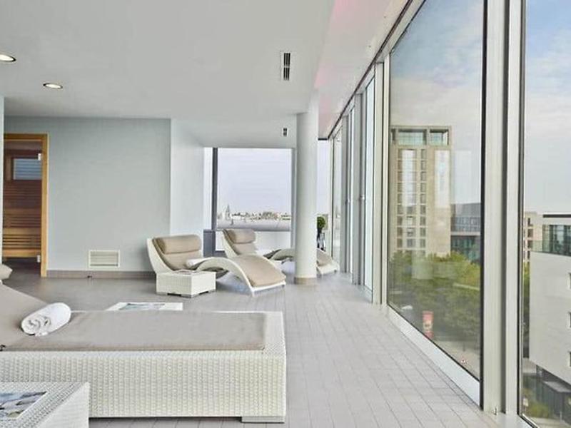 C73C32D8092F438AB4C1E57DC97FC746