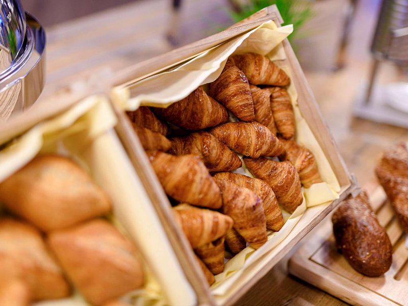 D812566F8EB36653E24B0BDD1D40490F