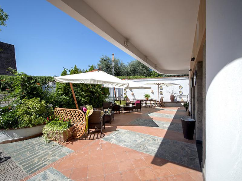 44AAC12A6B6C465D540EB7A0A78558D0