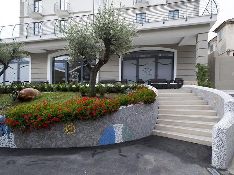 26952F21ED2558F89937421E4279C6CE