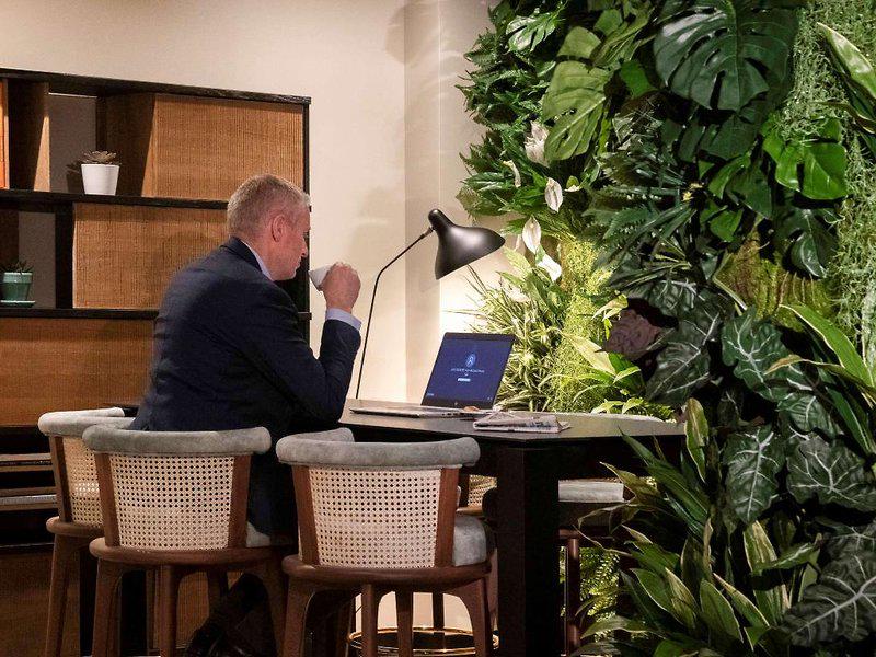 9FB079628E92E42C64E6EBFF19E1B1F5