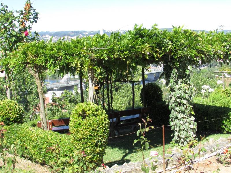 3EED8165A682E62580D9DA8850C2F758