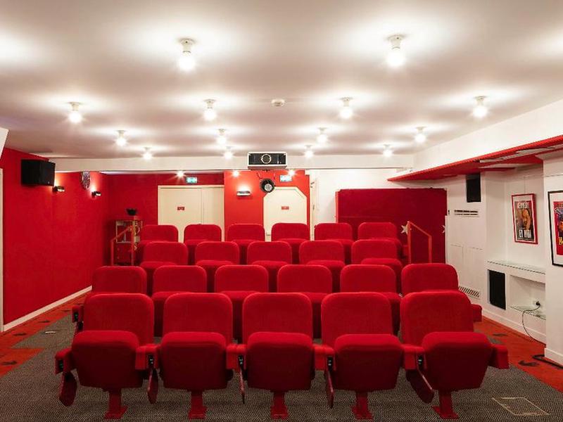 25DE823E82C5700CE496F9E8568B37C2