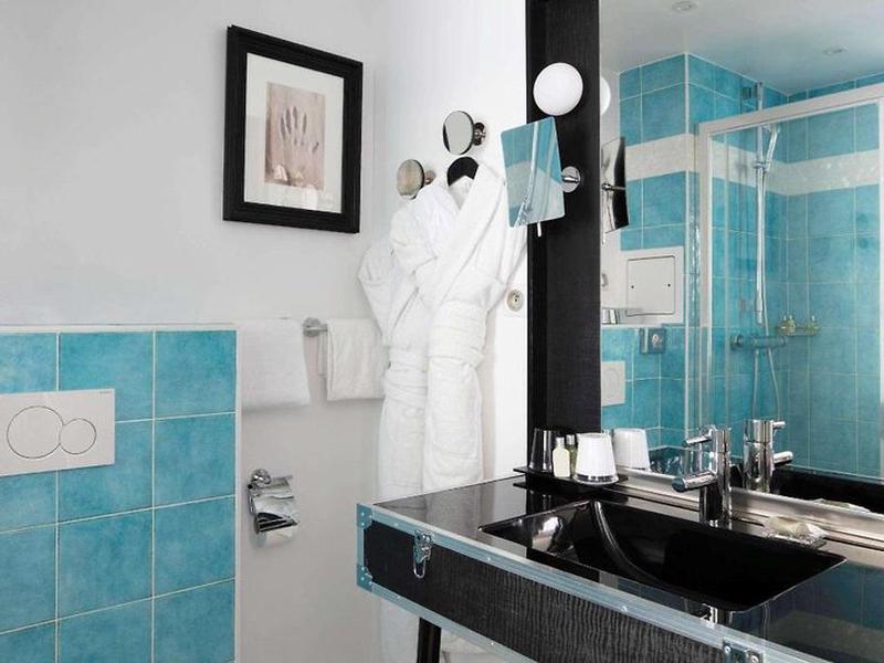 B8484D544136AEA2CF2C6D3CA851C29F